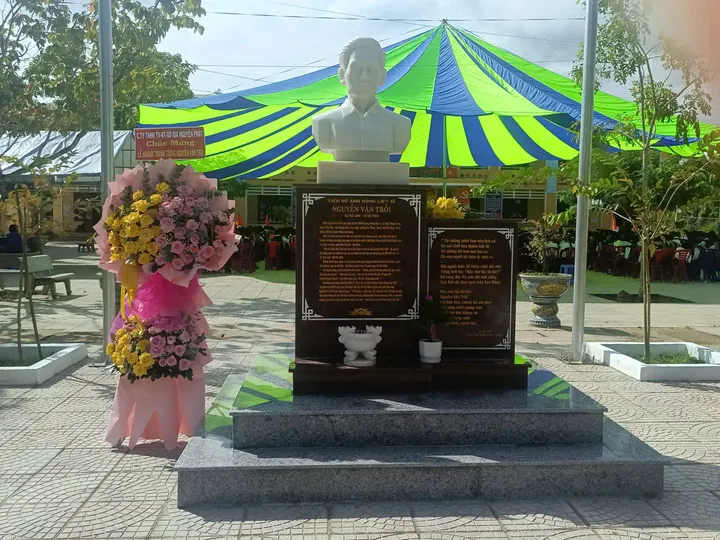  Lễ khánh thành Tượng đài Anh hùng Liệt sĩ Nguyễn Văn Trỗi